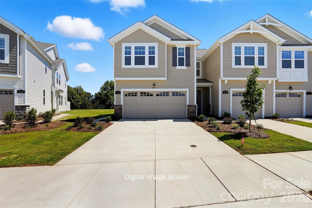 6032 Mallow Crossing Lane, Charlotte, NC 28213