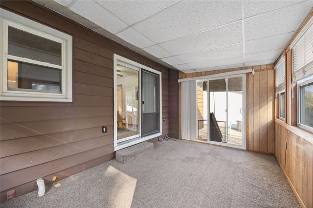 117 E Watrous Avenue, Des Moines, IA 50315