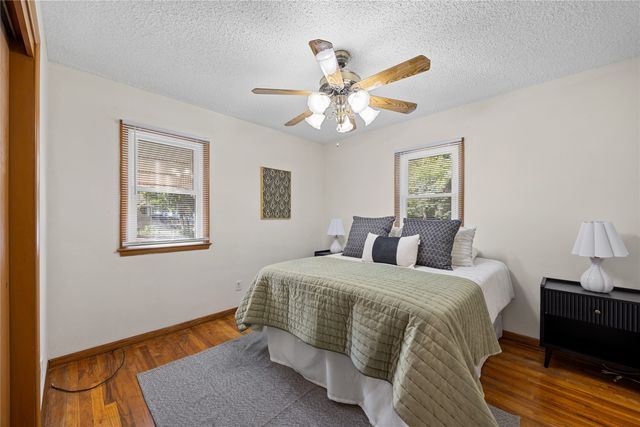 117 E Watrous Avenue, Des Moines, IA 50315