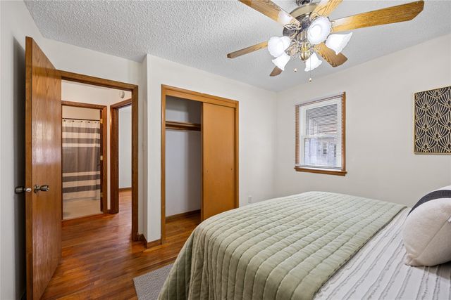 117 E Watrous Avenue, Des Moines, IA 50315