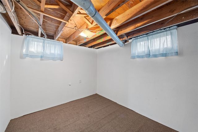 117 E Watrous Avenue, Des Moines, IA 50315