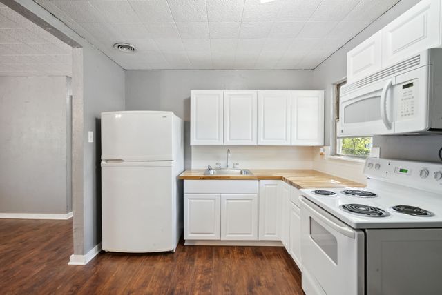 1206 E SE 2nd Avenue, Mineral Wells, TX 76067