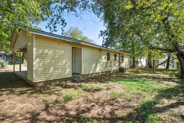 1206 E SE 2nd Avenue, Mineral Wells, TX 76067