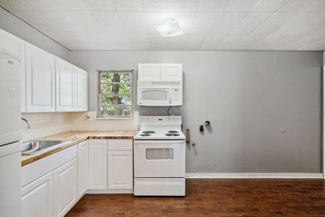 1206 E SE 2nd Avenue, Mineral Wells, TX 76067
