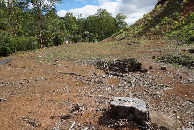 95-140 Waikalani Drive, Honolulu, HI 96789