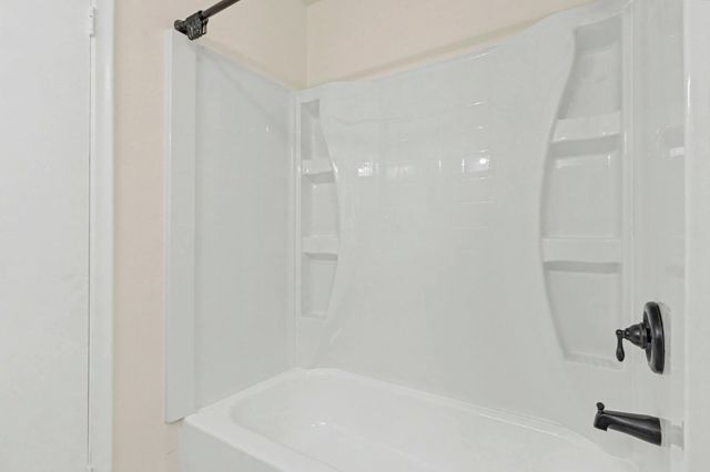 437 SW Natura Avenue F, Deerfield Beach, FL 33441