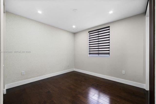 7534 NW 98th Avenue, Doral, FL 33178