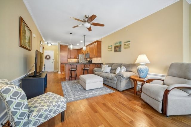 1403 Pointe Gate Dr 1403, Livingston Twp., NJ 07039