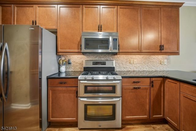 1403 Pointe Gate Dr 1403, Livingston Twp., NJ 07039
