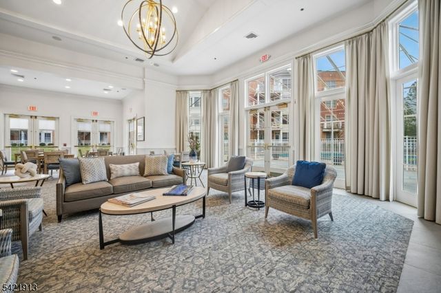 1403 Pointe Gate Dr 1403, Livingston Twp., NJ 07039