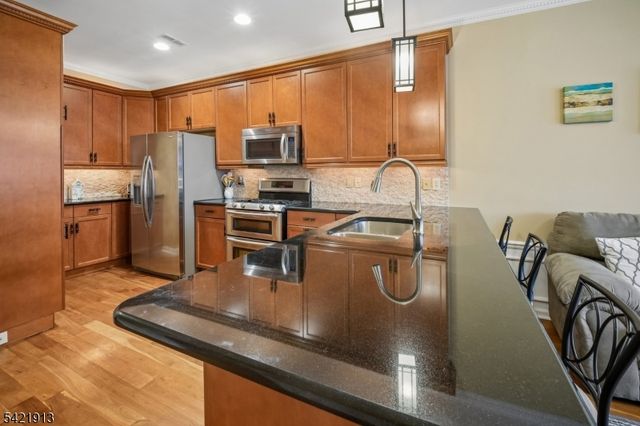 1403 Pointe Gate Dr 1403, Livingston Twp., NJ 07039