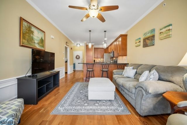 1403 Pointe Gate Dr 1403, Livingston Twp., NJ 07039