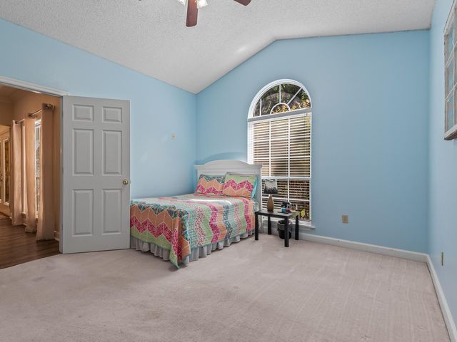 9115 Ravena Road, Tallahassee, FL 32309