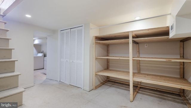 731 CARPENTER ST, Philadelphia, PA 19147