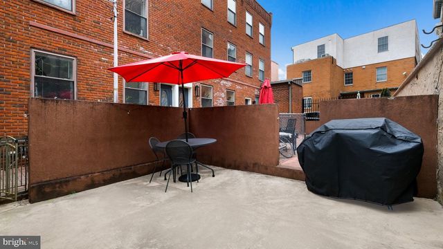 731 CARPENTER ST, Philadelphia, PA 19147