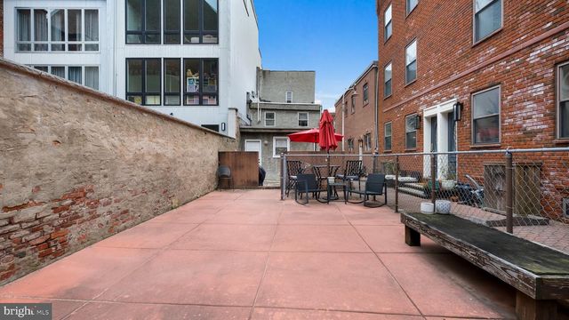 731 CARPENTER ST, Philadelphia, PA 19147
