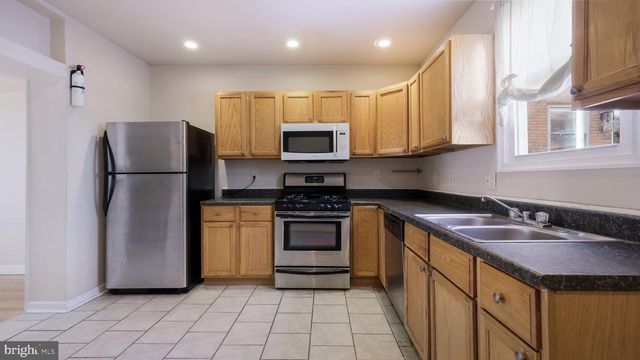 731 CARPENTER ST, Philadelphia, PA 19147