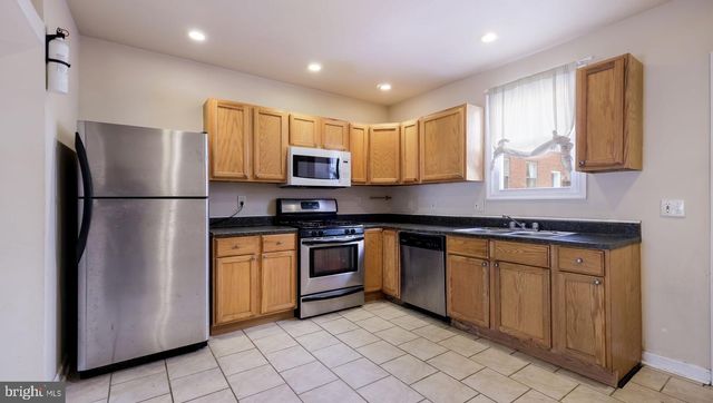 731 CARPENTER ST, Philadelphia, PA 19147