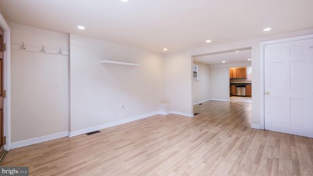 731 CARPENTER ST, Philadelphia, PA 19147