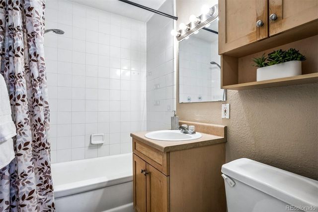 2500 S York Street 213, Denver, CO 80210