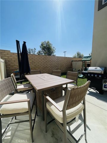 2004 2004 Dewdrop, Upland, CA 91786