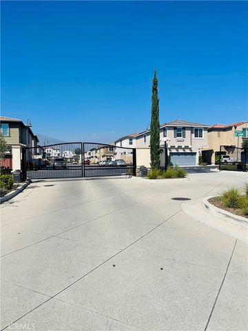 2004 2004 Dewdrop, Upland, CA 91786