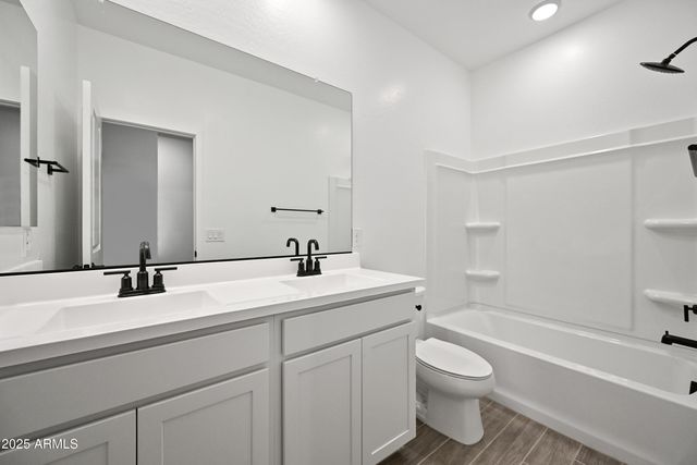 17017 W Molly Lane, Surprise, AZ 85387