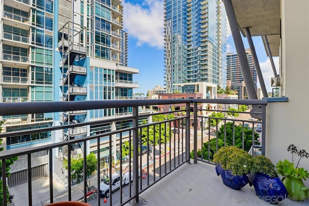 Image 34 of property listing at 1277 Kettner Blvd. 505, San Diego, CA 92101