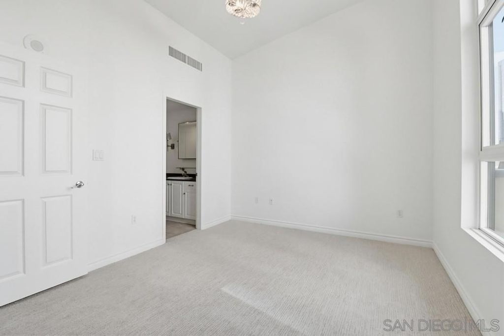 Image 44 of property listing at 1277 Kettner Blvd. 505, San Diego, CA 92101