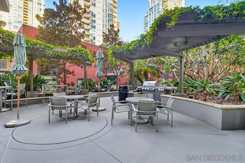 Image 9 of property listing at 1277 Kettner Blvd. 505, San Diego, CA 92101