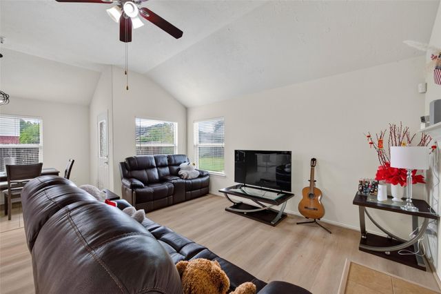 18207 Eton Ridge Court, Richmond, TX 77407