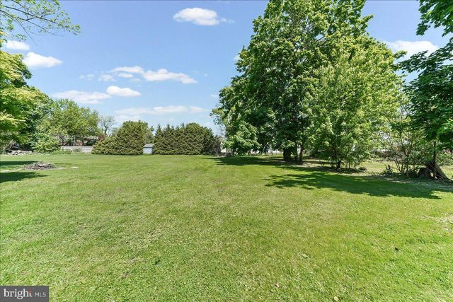 2831 WILLOW STREET PIKE, Willow Street, PA 17584