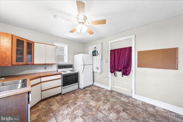 2831 WILLOW STREET PIKE, Willow Street, PA 17584