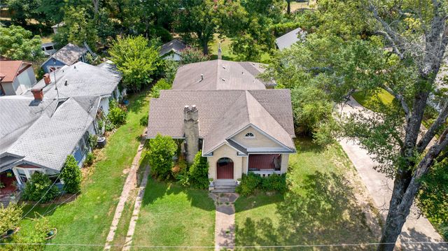 610 Fitzhugh, Paris, TX 75460