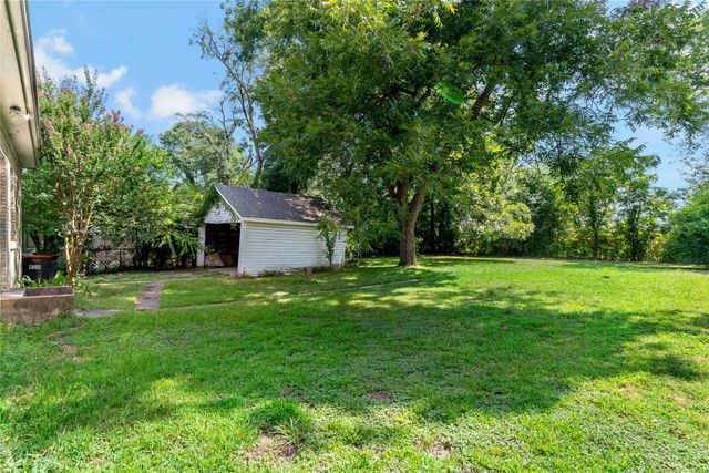 610 Fitzhugh, Paris, TX 75460