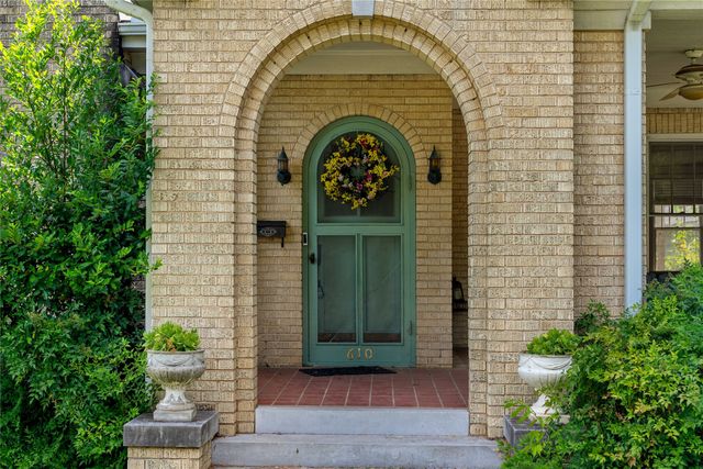 610 Fitzhugh, Paris, TX 75460