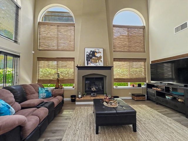 6316 Wilmington NE, Albuquerque, NM 87111