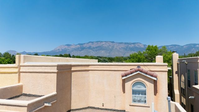 6316 Wilmington NE, Albuquerque, NM 87111
