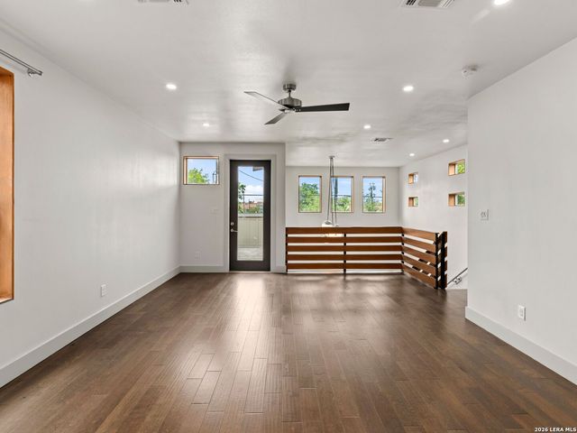 119 E FEST STREET, San Antonio, TX 78204