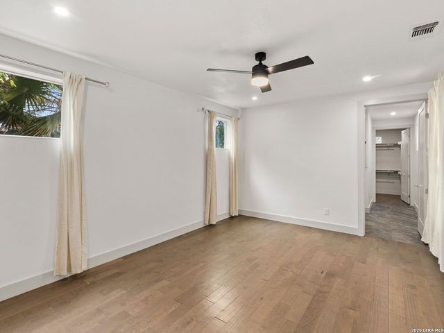 119 E FEST STREET, San Antonio, TX 78204