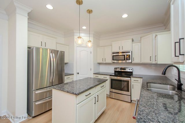 13212 Cain Ln, Louisville, KY 40245