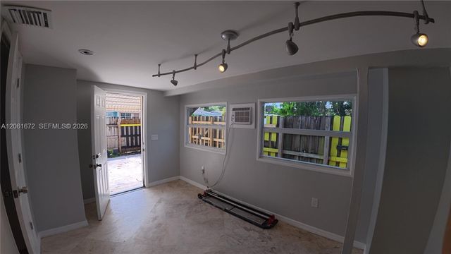 5400 SW 36th St 1, West Park, FL 33023