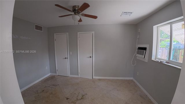 5400 SW 36th St 1, West Park, FL 33023