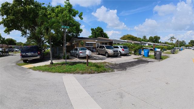 5400 SW 36th St 1, West Park, FL 33023