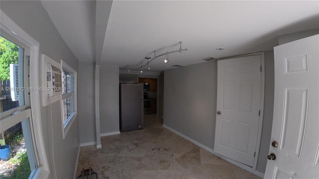 5400 SW 36th St 1, West Park, FL 33023