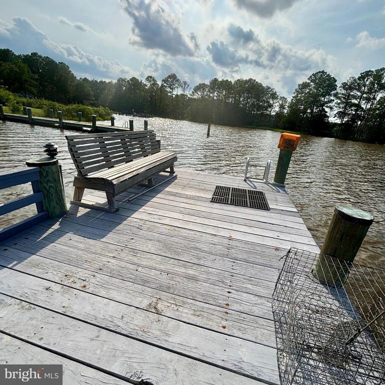 Image 19 of property listing at 1240 HUDSON RD, Cambridge, MD 21613