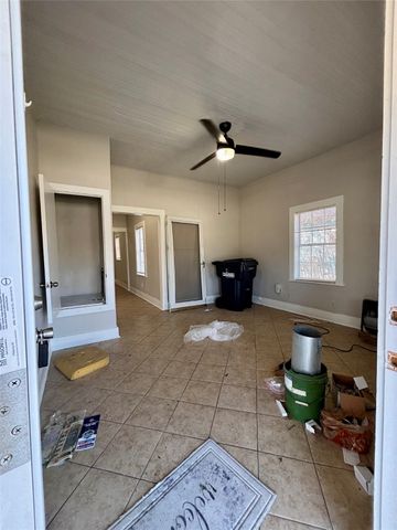 322 S Kentucky Street, Mckinney, TX 75069