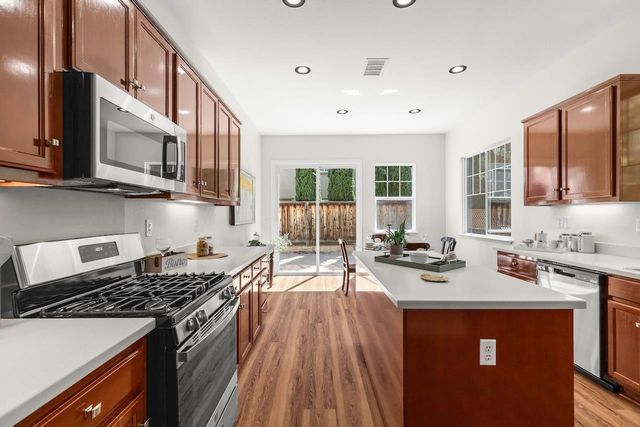 436 Chase St, Tracy, CA 95391