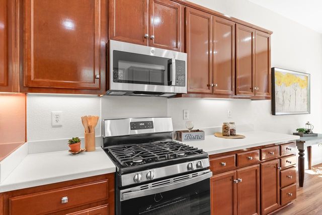 436 Chase St, Tracy, CA 95391