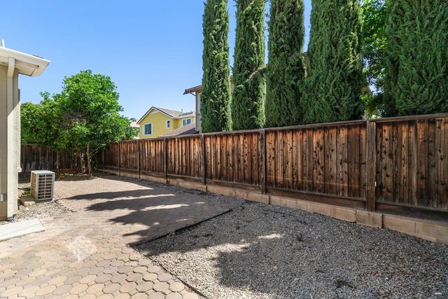 436 Chase St, Tracy, CA 95391